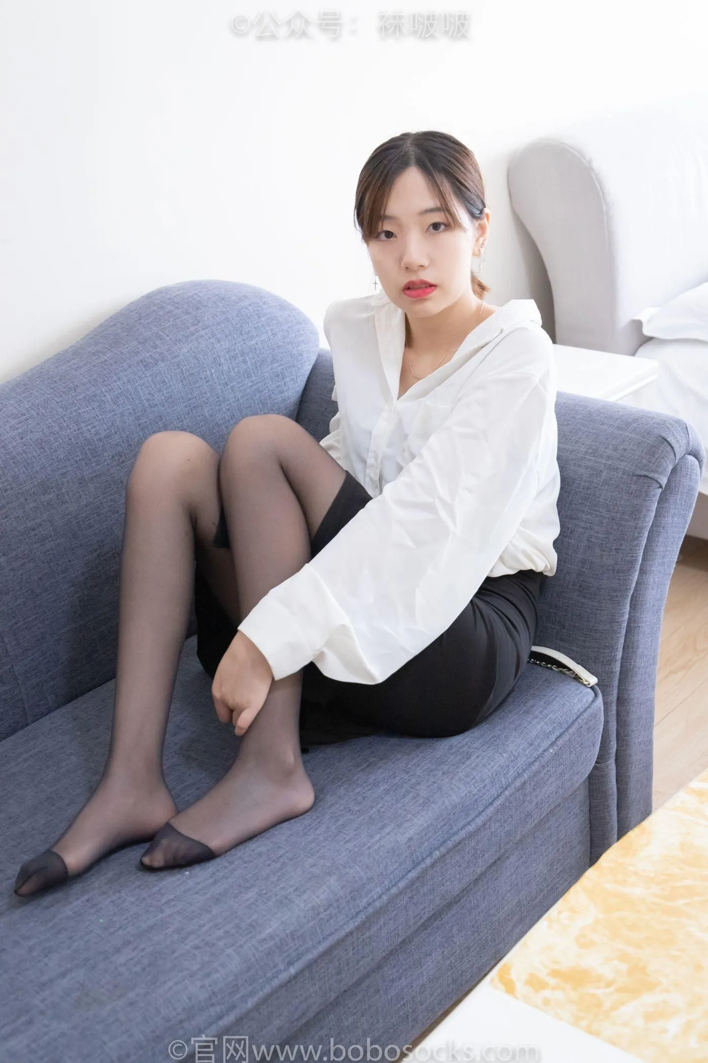 [BoBoSocks袜啵啵]NO.017 小甜豆-OL制服、高跟鞋、黑丝 [131P]插图5